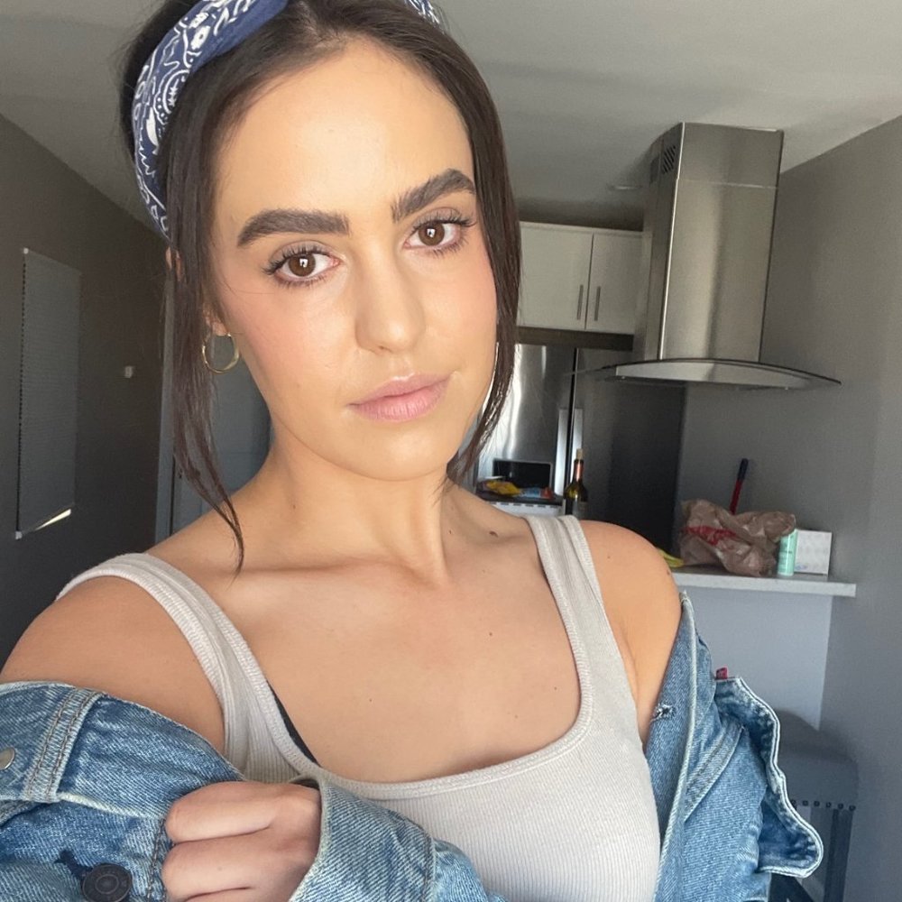 Meet your Posher, Emily